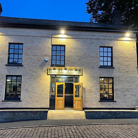 The Red Lion, Stretham Hotel Buitenkant foto
