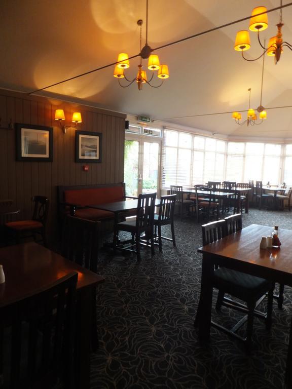 The Red Lion, Stretham Hotel Buitenkant foto